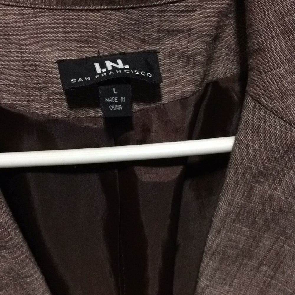 I.N - Picture 2 of 3